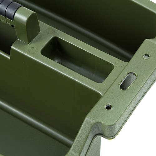 003057 molding _HAND TOOL BOX BRID